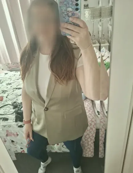 Birgit, 38
