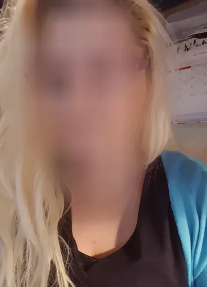 Denise, 40