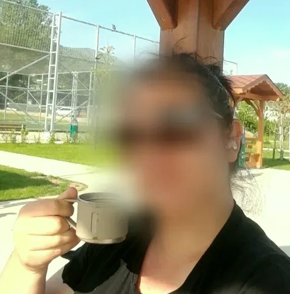 Greta, 34