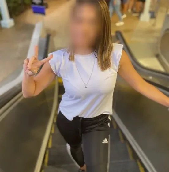 Nadine, 36