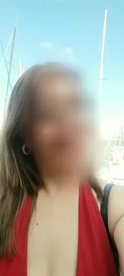 Sanja, 35